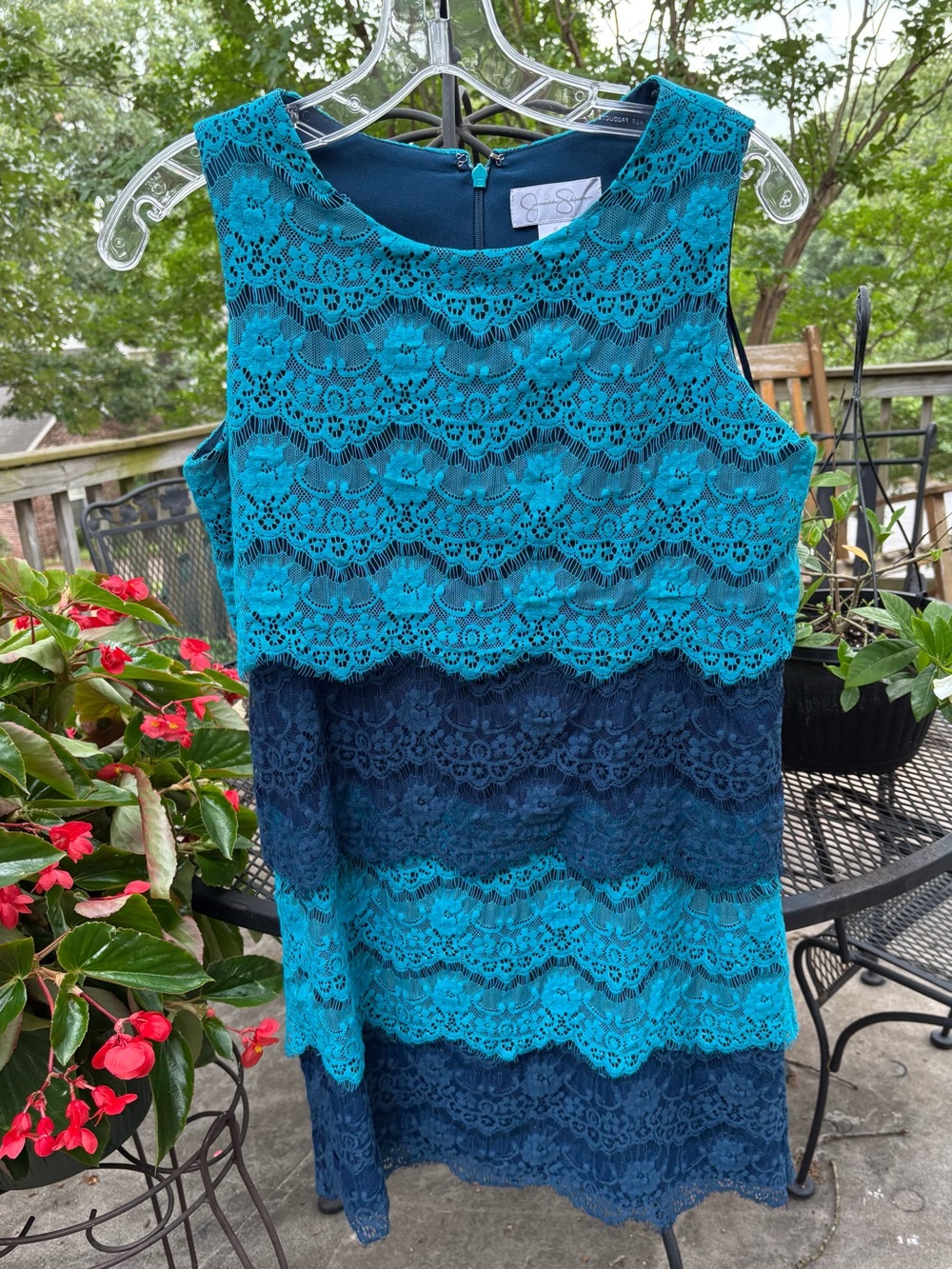 Beautiful Jessica Simpson Lace Dress in Blues